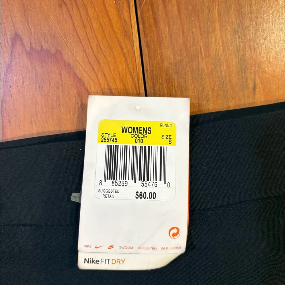 NWT Nike Women Running Skirt with Built In Shorts Skort Black Small - Picture 3 of 7